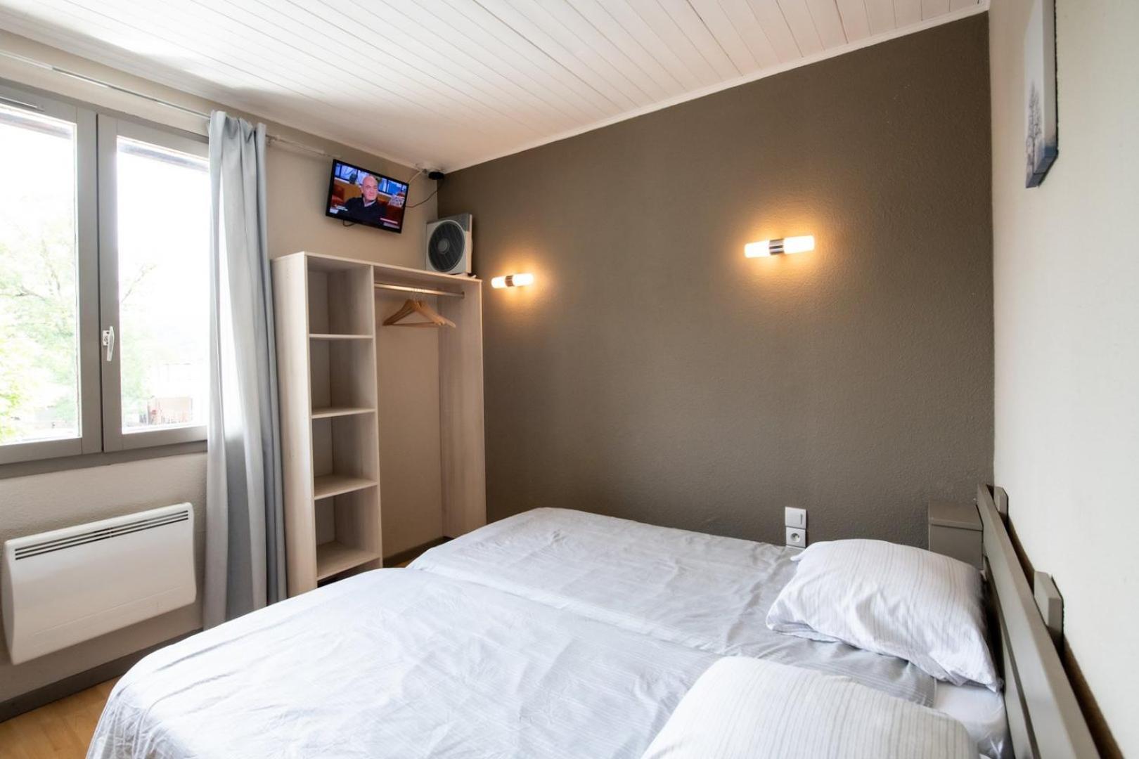 Chez Jostel - Chambre 5 Genay  ภายนอก รูปภาพ